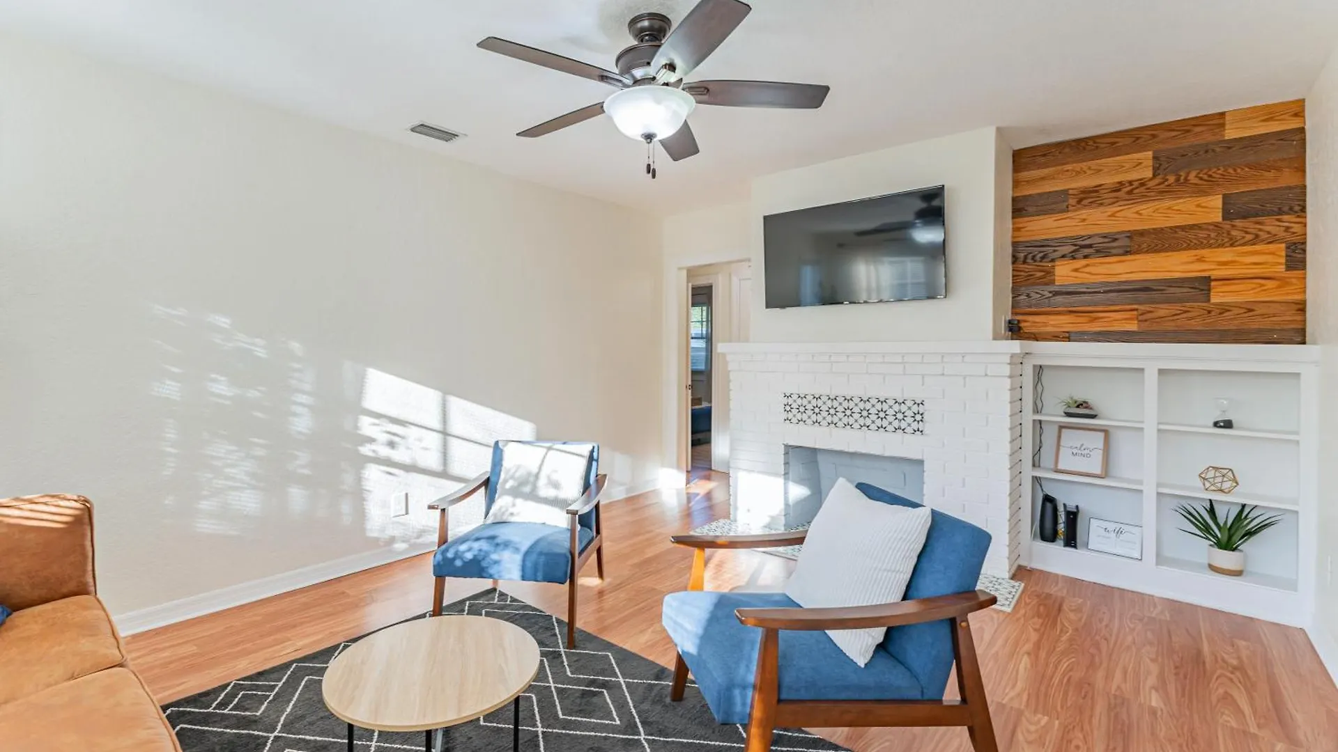 Trendzy Suite W/ King Bed And A Walk To Starbucks Tampa 0*,